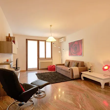 Apartmentsgarda - Gardalux Apartments Esterno foto