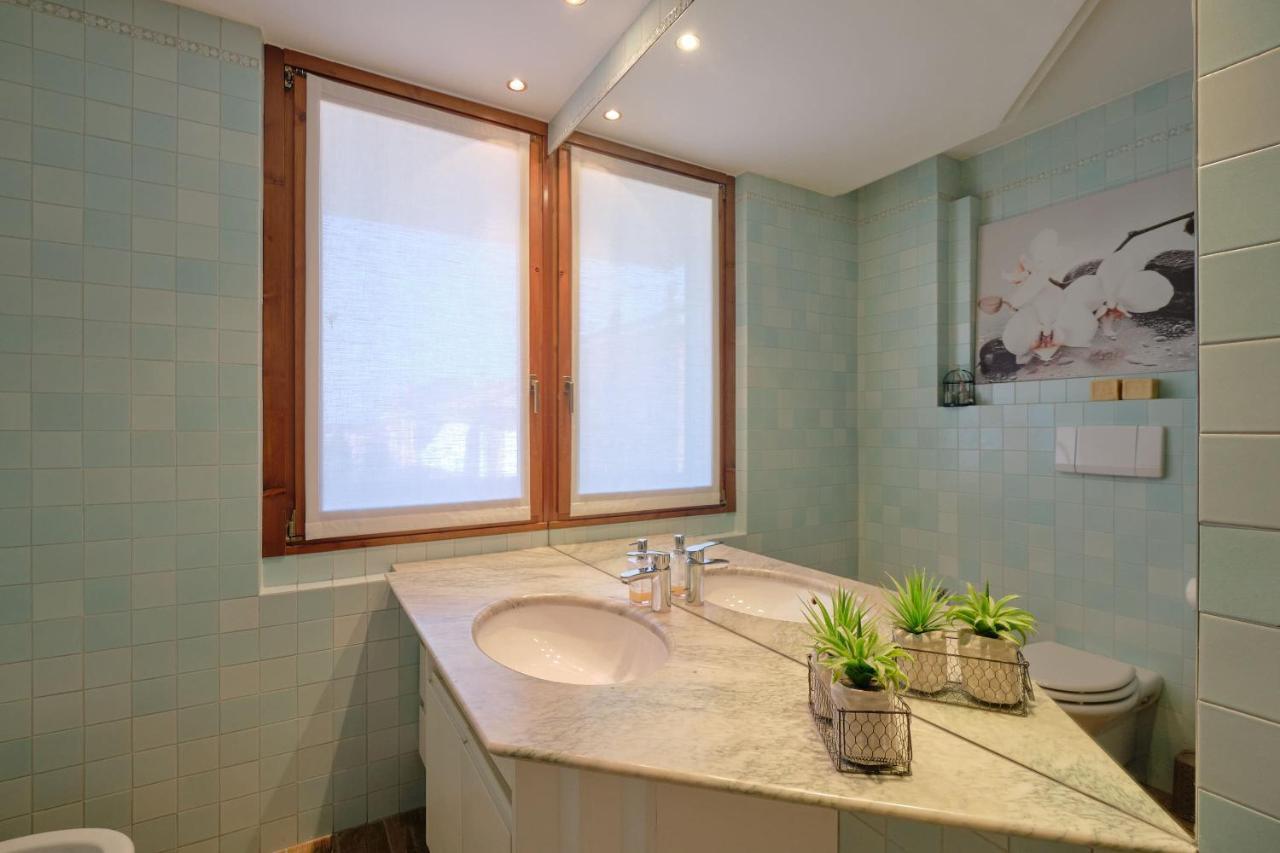 Apartmentsgarda - Gardalux Apartment *