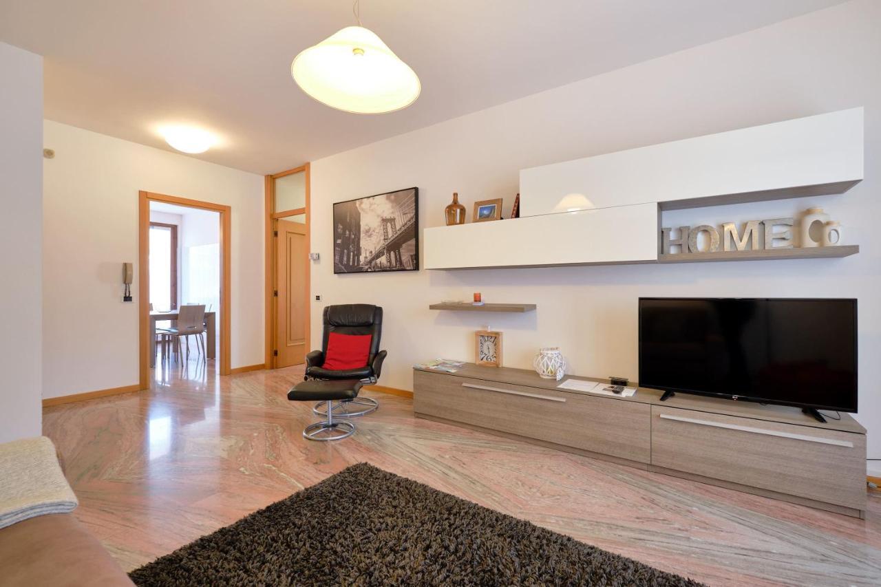 Apartmentsgarda - Gardalux Garda (Verona)