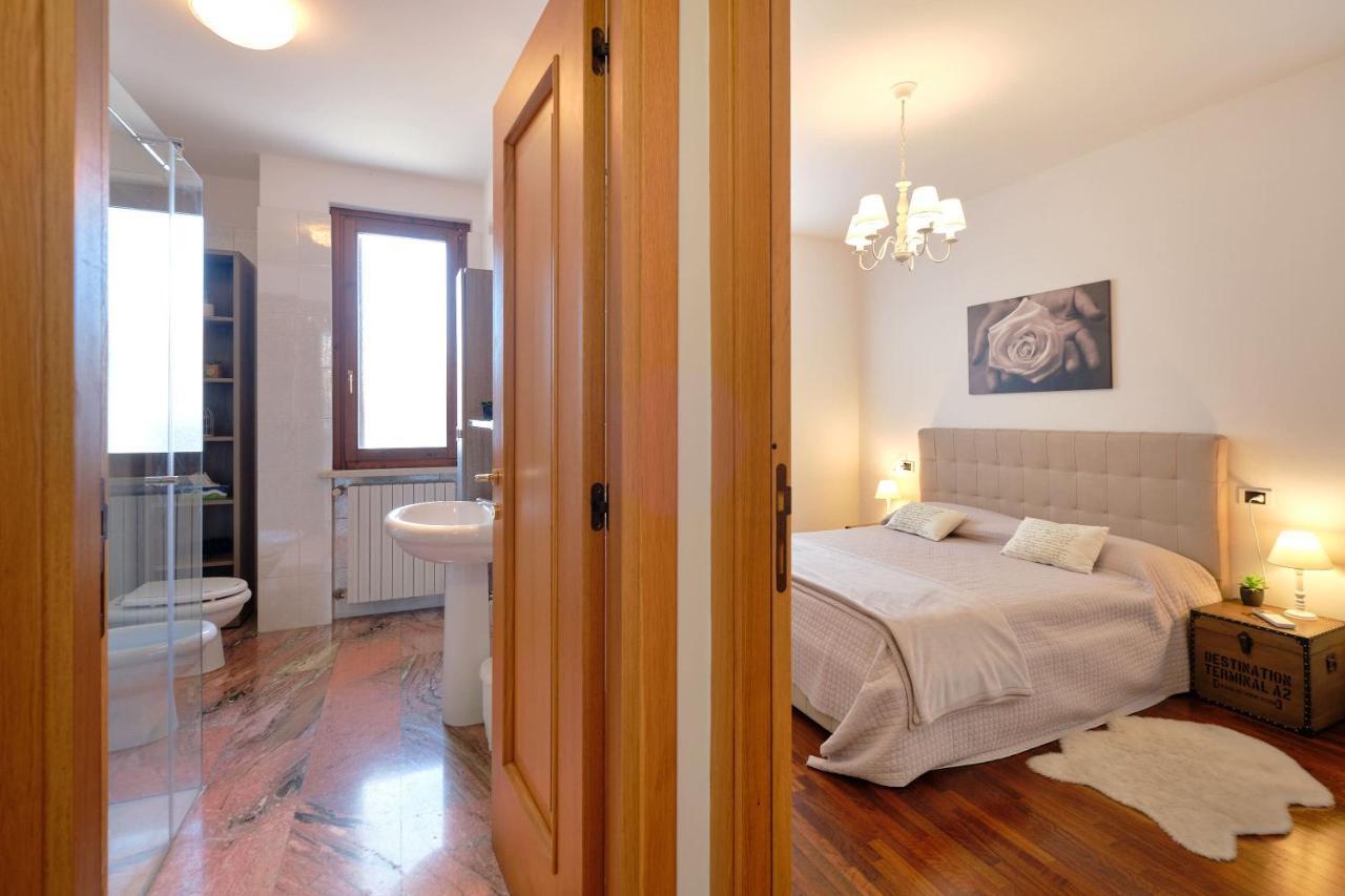 Apartmentsgarda - Gardalux Apartment *